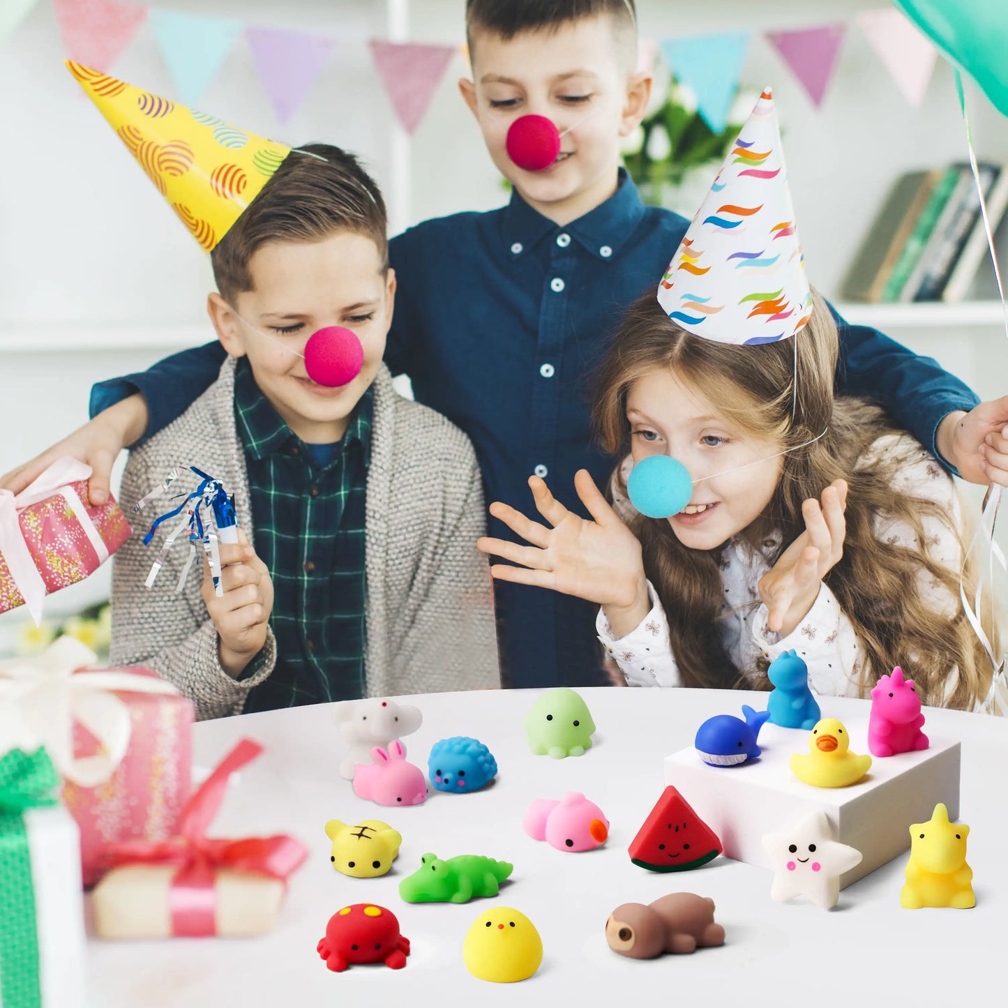 Joyfy 100 Pack Mini Mochi Squishies for Stress Relief and Fidget Toys